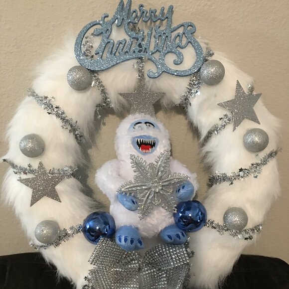 Rudolph Abominable Snowman Bumble White Christmas Wreath 18 Inch - Picture 1 of 4
